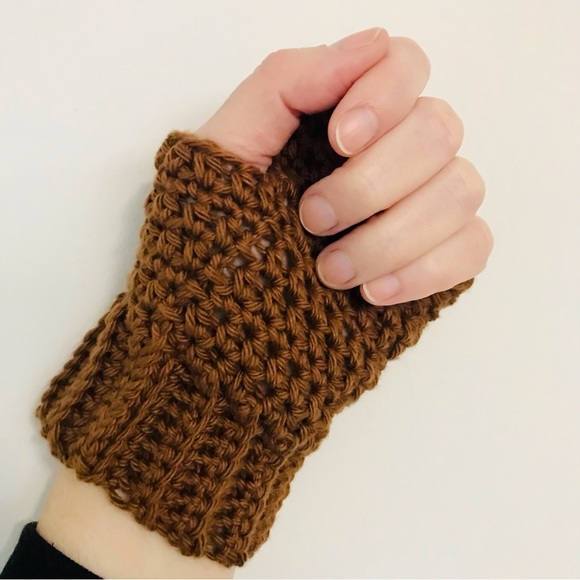 Crochet Fingerless Gloves - Picture 3 of 5